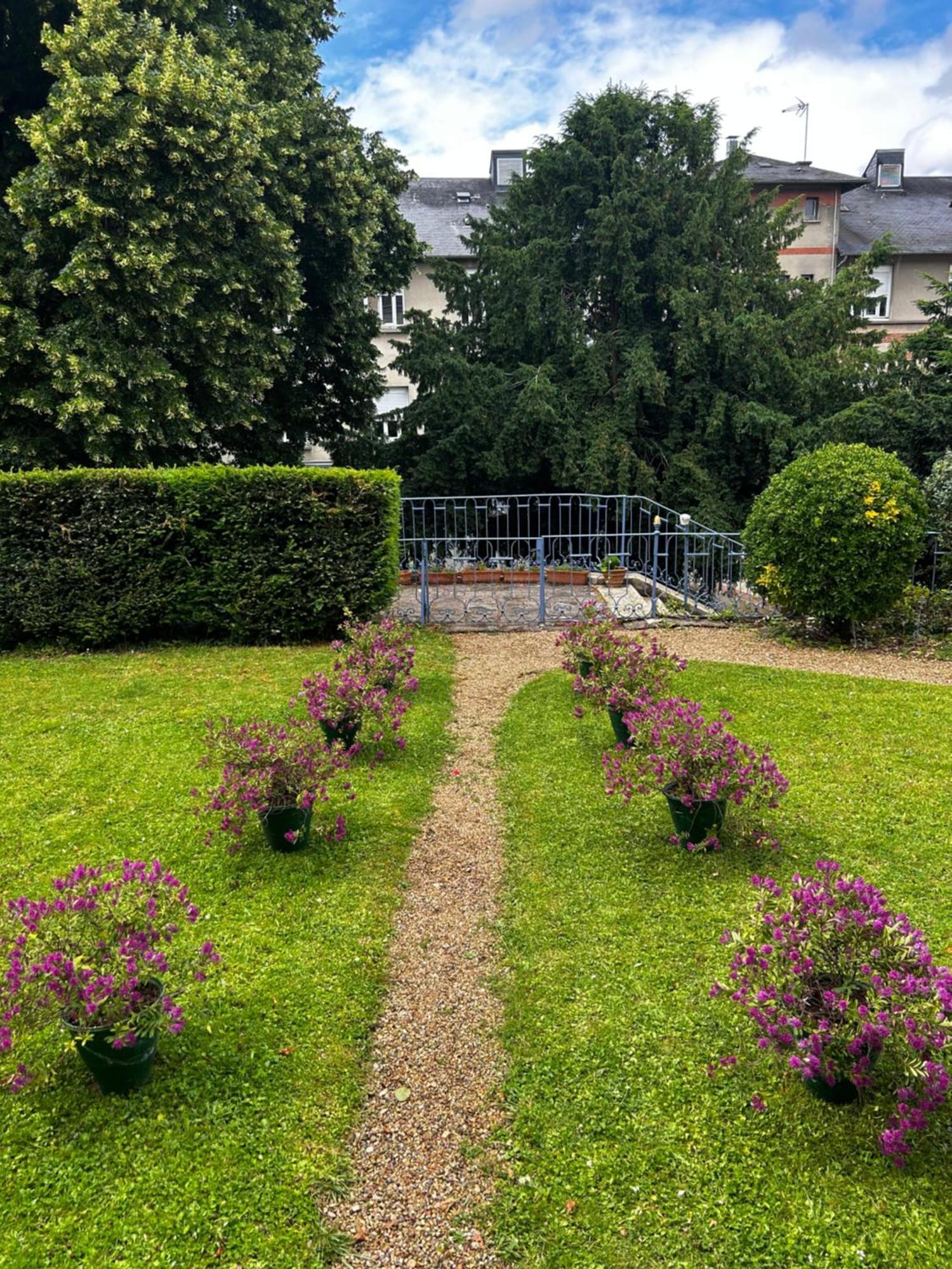 Demeure Jousset Des Berries Apartment Le Mans Luaran gambar